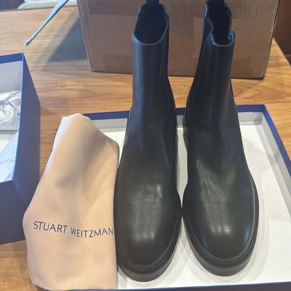 Stuart Weitzman McKenzee Chelsea Boot - Picture 6 of 6